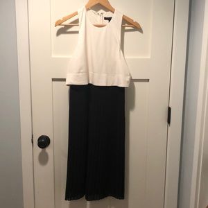 NWT Banana Republic Factory Pleated Dress
